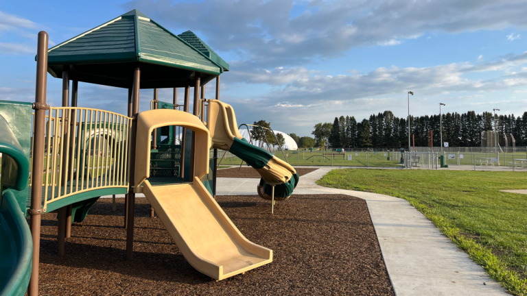 sc place bus hz1 country view park 3 768x432