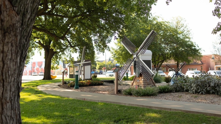 sc place bus hz1 dutch orange city 1 768x432