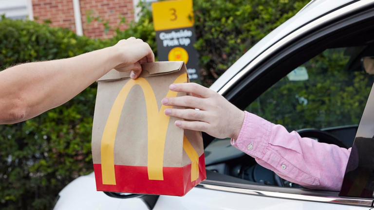 sc place bus hz1 mcdonalds 1 768x432