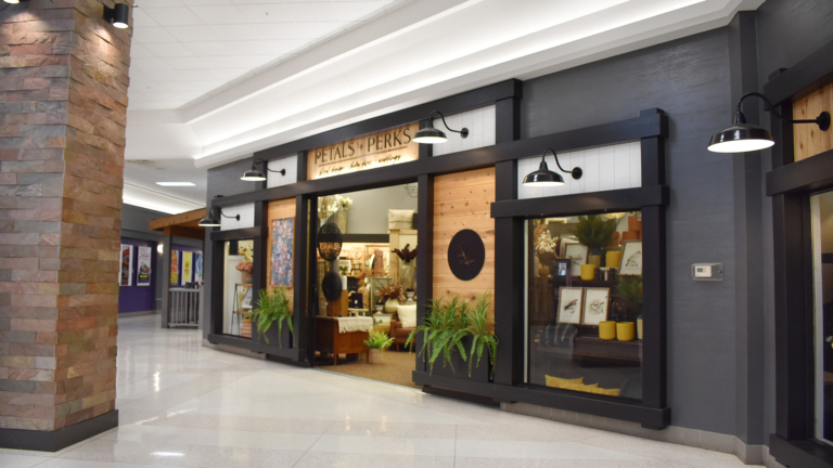 sc place bus hz1 petals perks 1 768x432