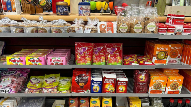 sc place bus hz1 caseys bakery 5 768x432